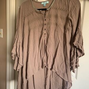 She + Sky Brown Relaxed Ruffled Tunic